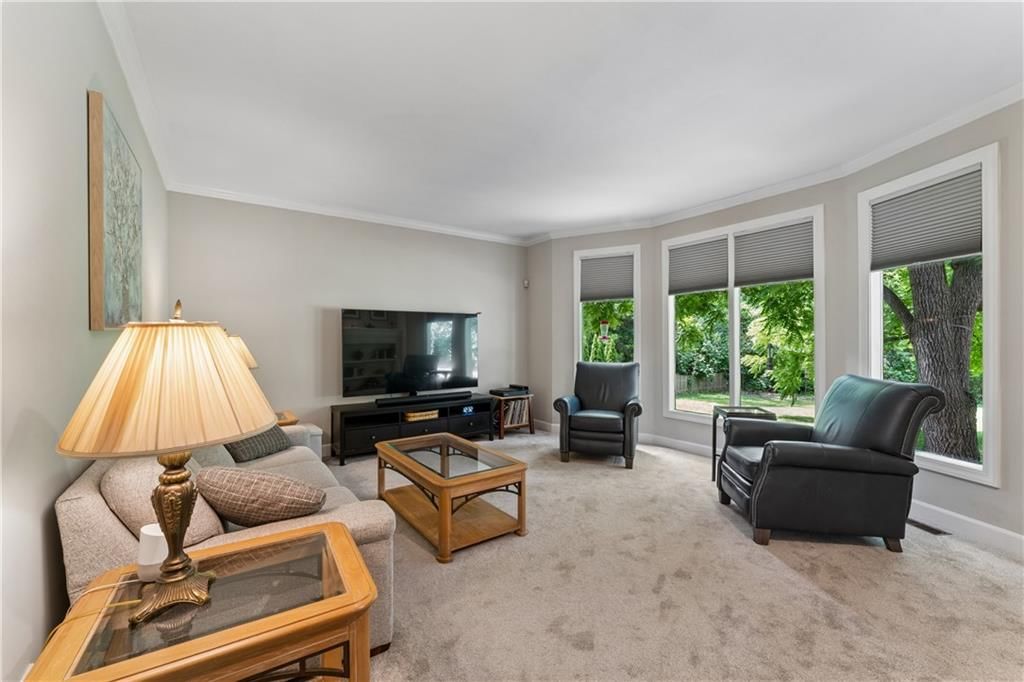 1325 Inverness Drive — photo 7