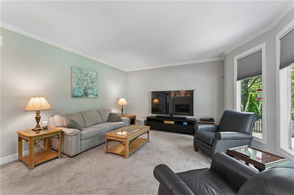 1325 Inverness Drive — photo 8