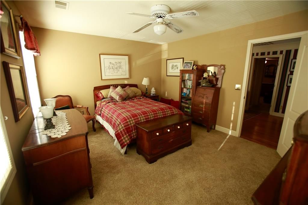 21515 S Prospect Avenue — photo 46