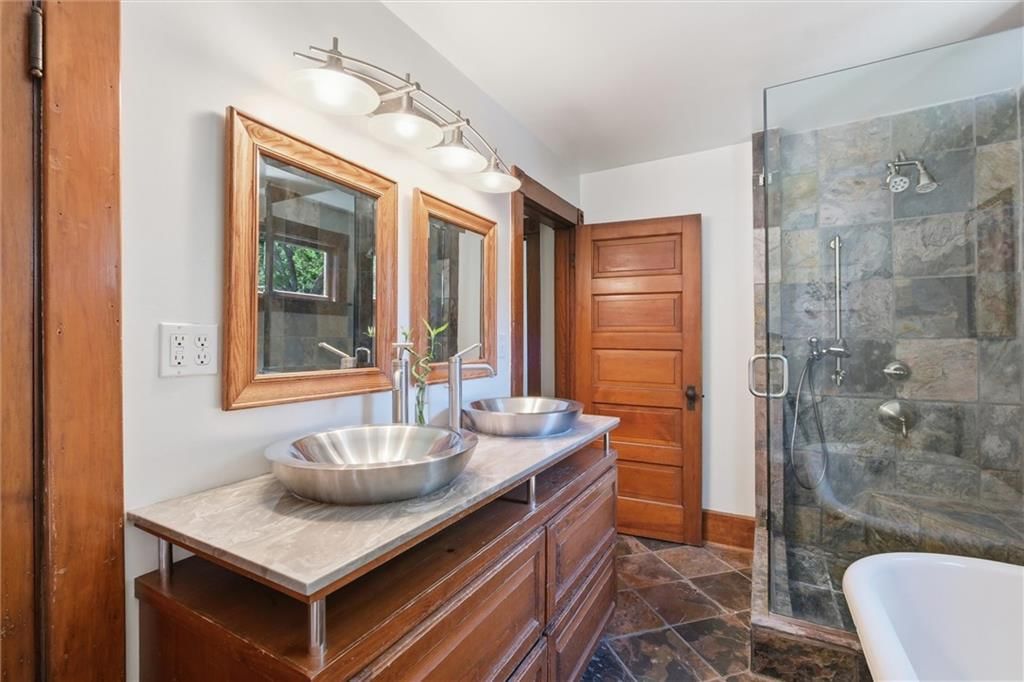 817 Maine Street — photo 25