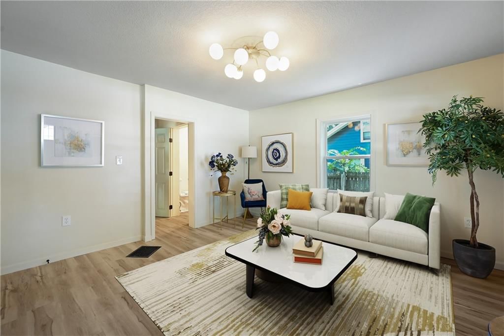 110 Campbell Street — photo 4