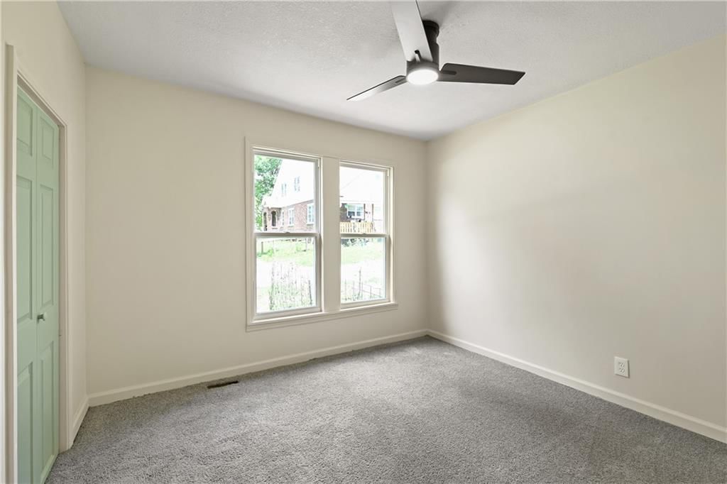 110 Campbell Street — photo 11