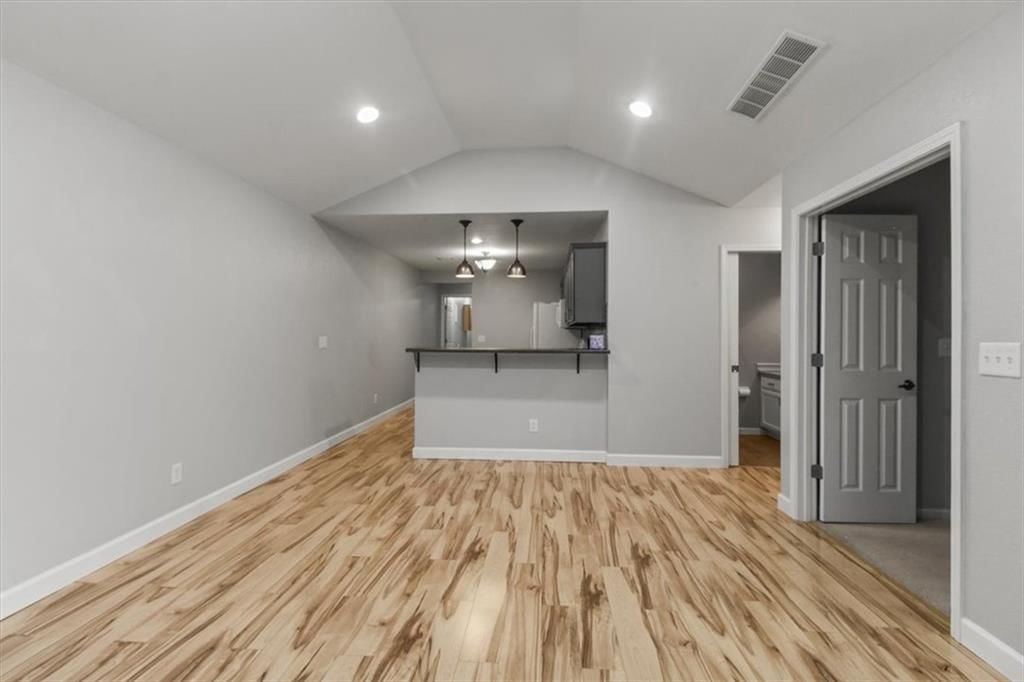 6014 Kensington Court — photo 8