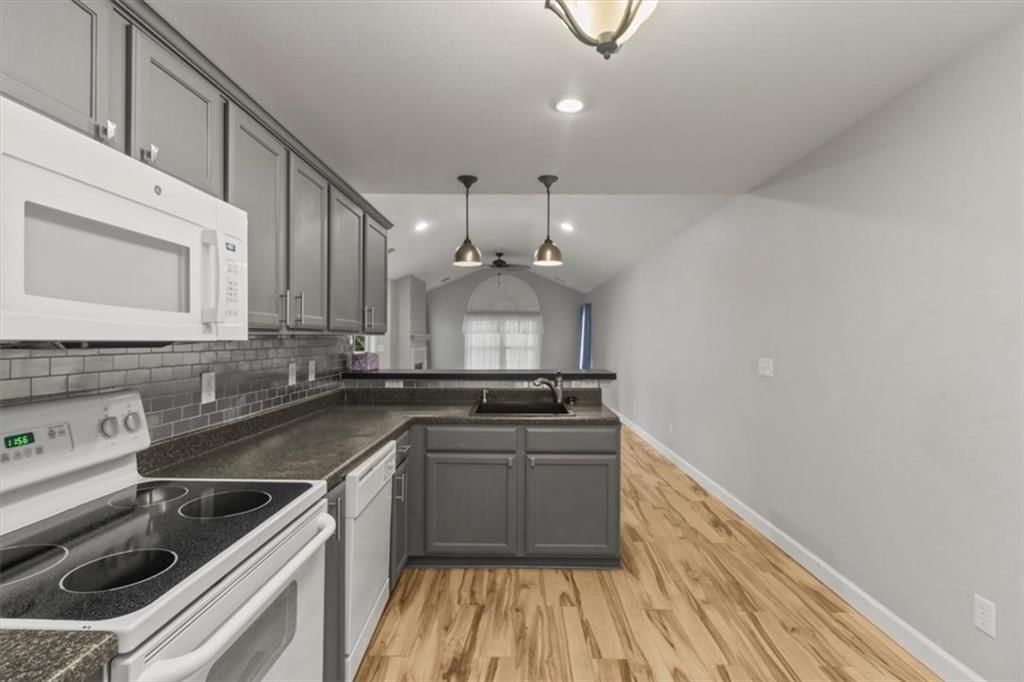 6014 Kensington Court — photo 12