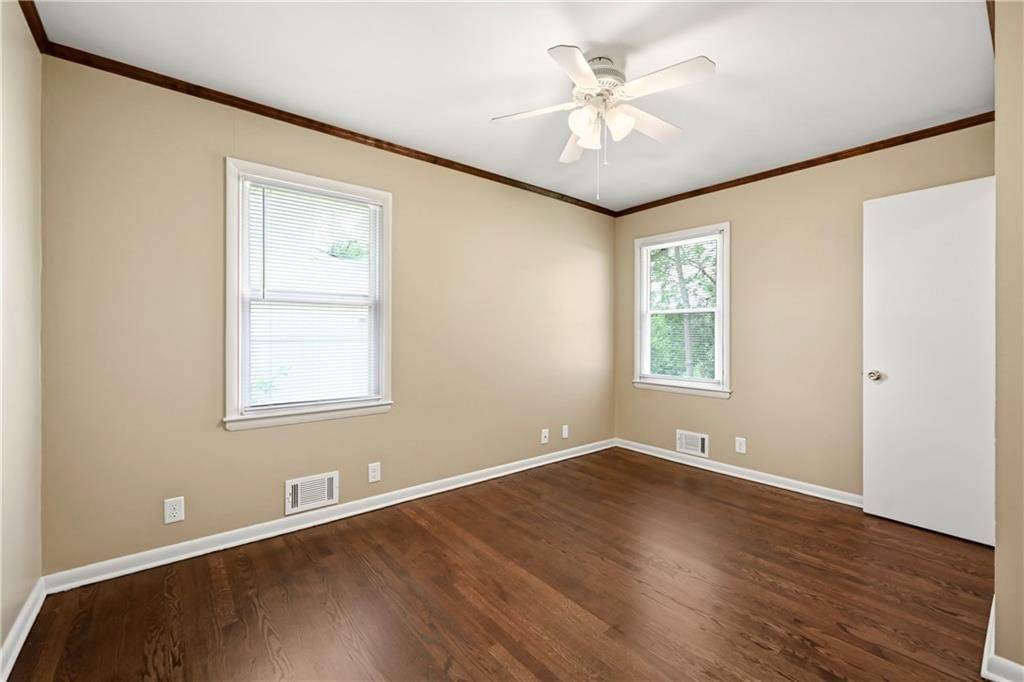 704 S Cedar Street — photo 23