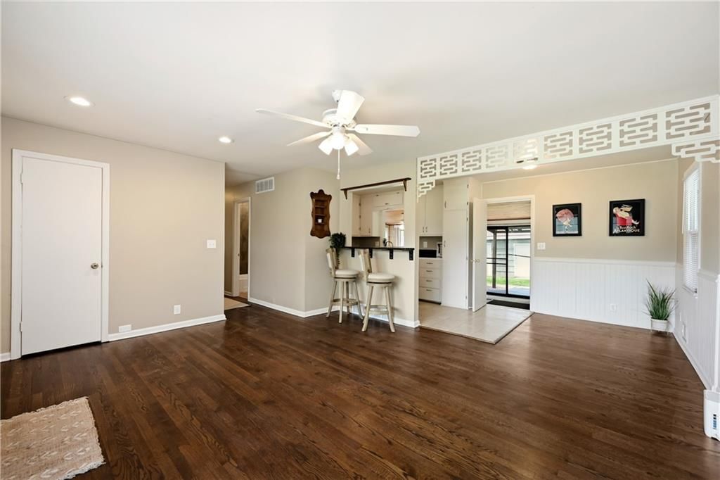 704 S Cedar Street — photo 27