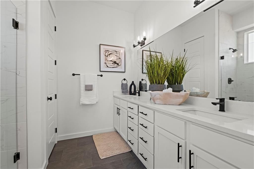 453 SW Longview Boulevard — photo 27
