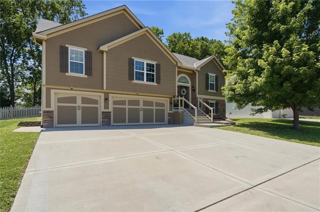 319 Tamera Drive — photo 34