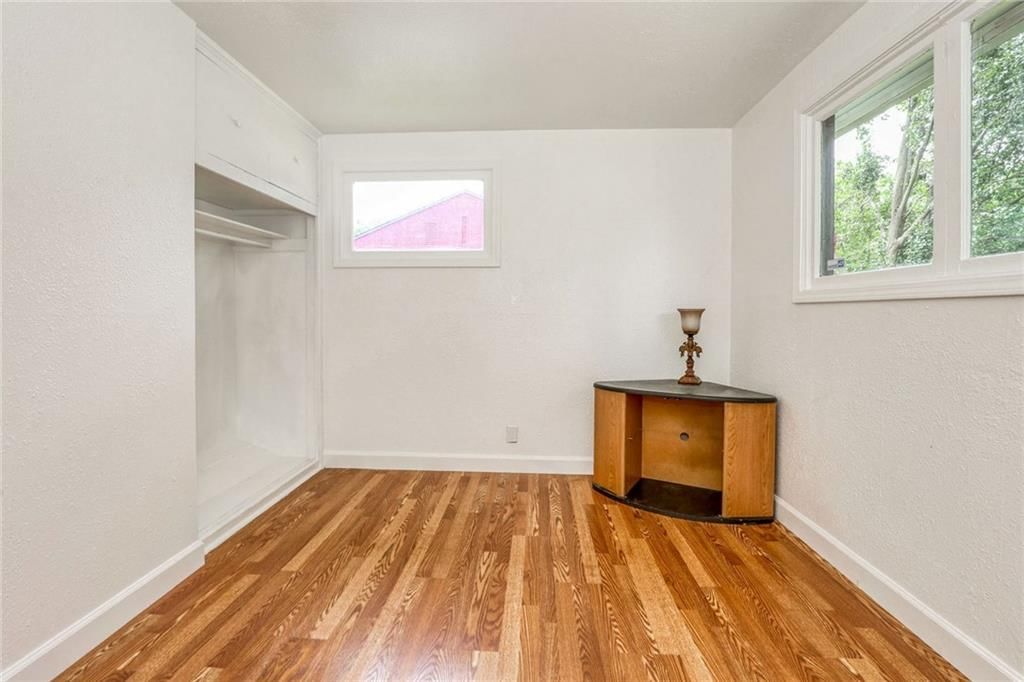 4405 Elmwood Avenue — photo 23