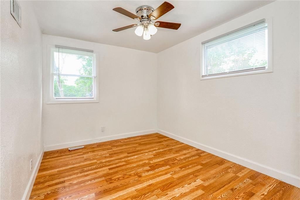 4405 Elmwood Avenue — photo 30