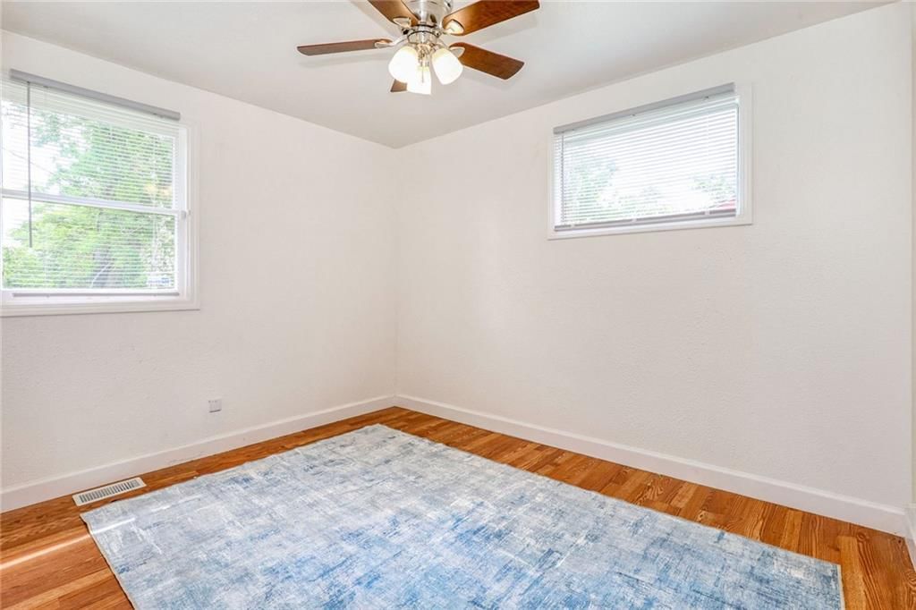 4405 Elmwood Avenue — photo 35