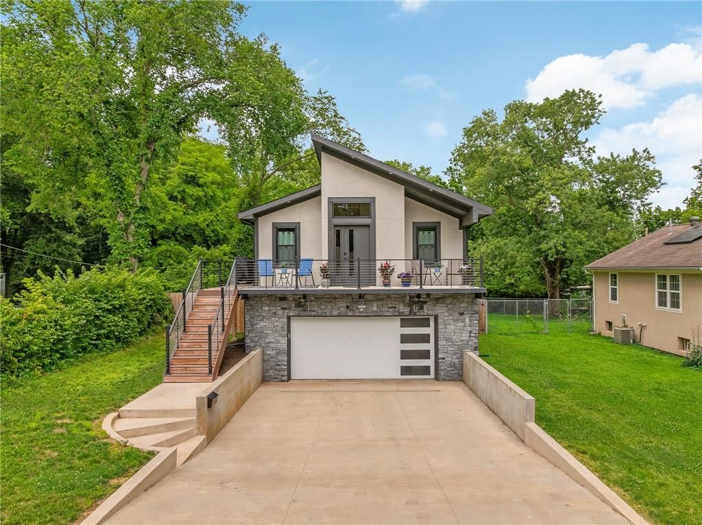 9325 Walnut Street — photo 1
