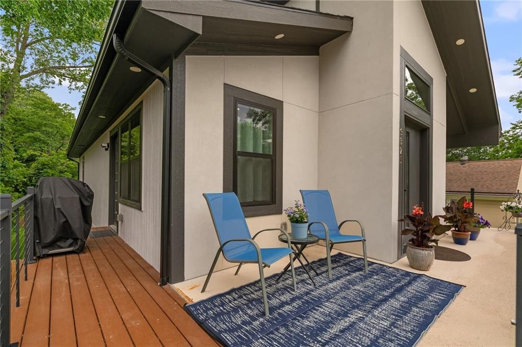 9325 Walnut Street — photo 3