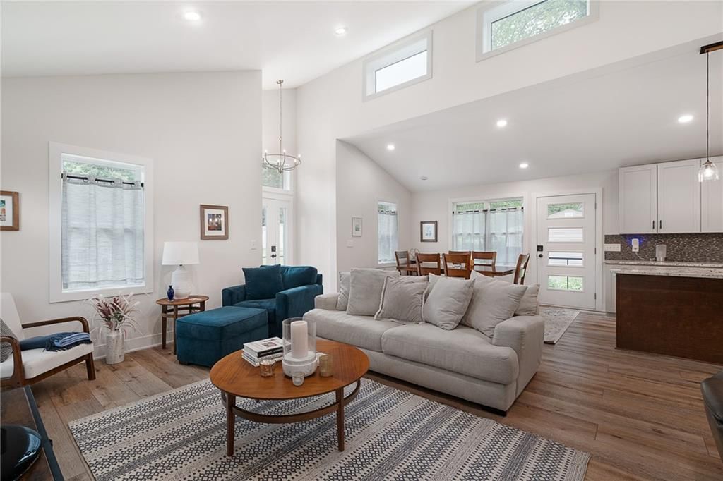 9325 Walnut Street — photo 4