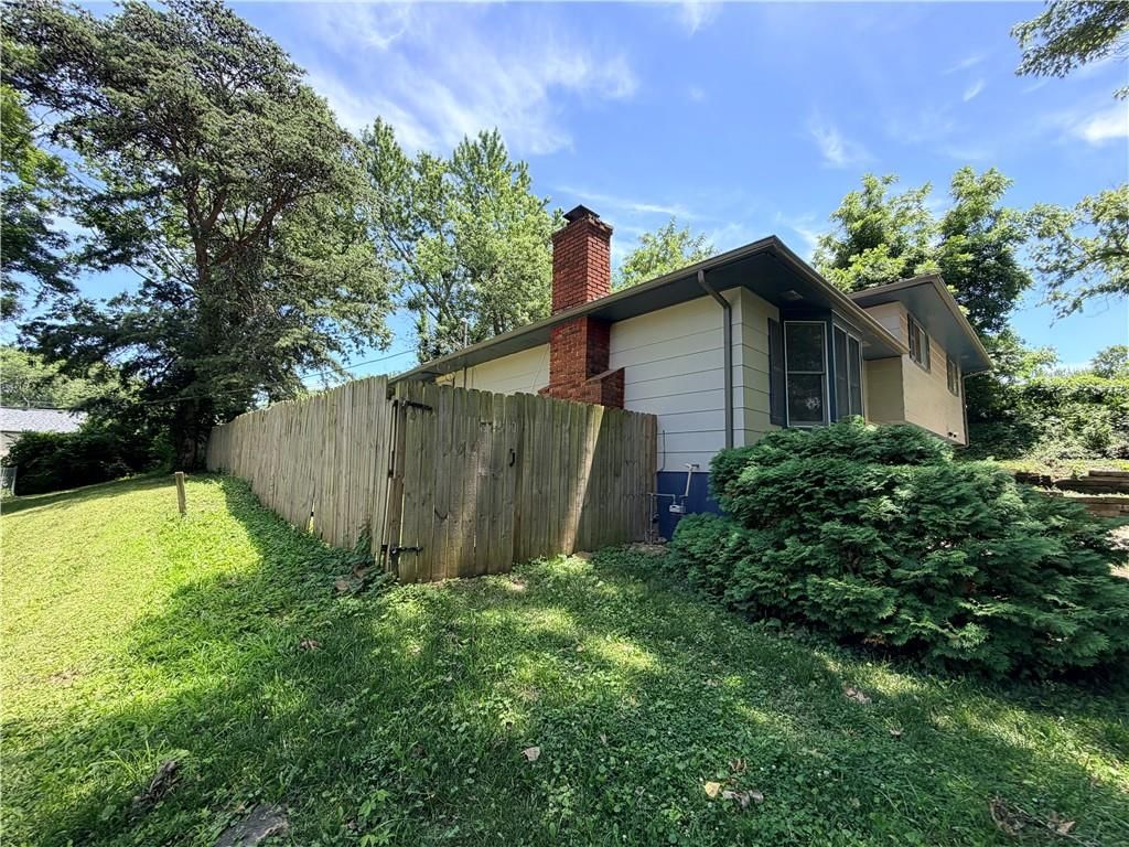 3521 N College Street — photo 43