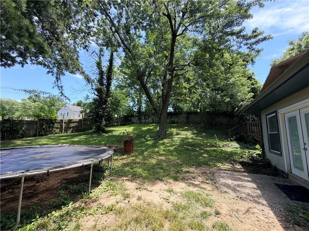 3521 N College Street — photo 46
