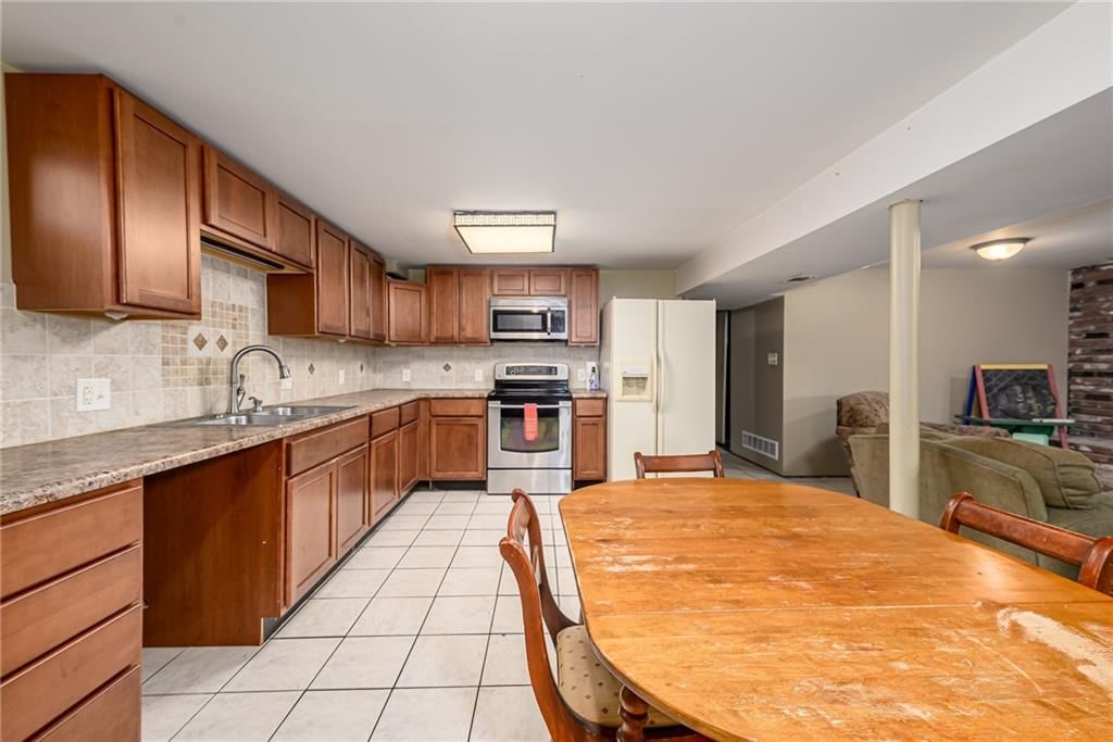 7839 Armstrong Avenue — photo 17