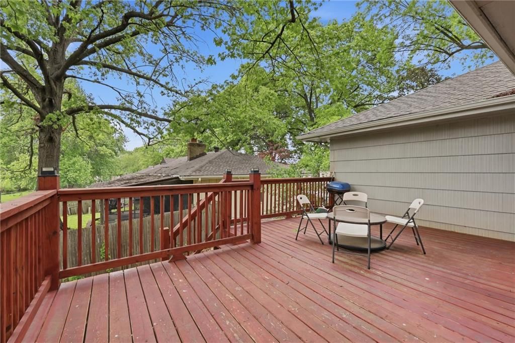 6316 Hedges Avenue — photo 9
