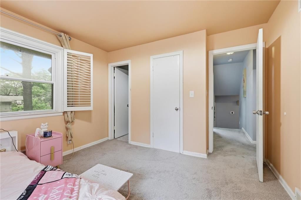 6316 Hedges Avenue — photo 11