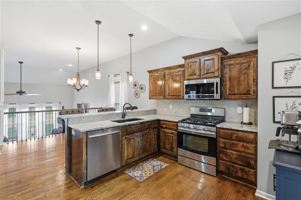 11450 Yecker Avenue — photo 10