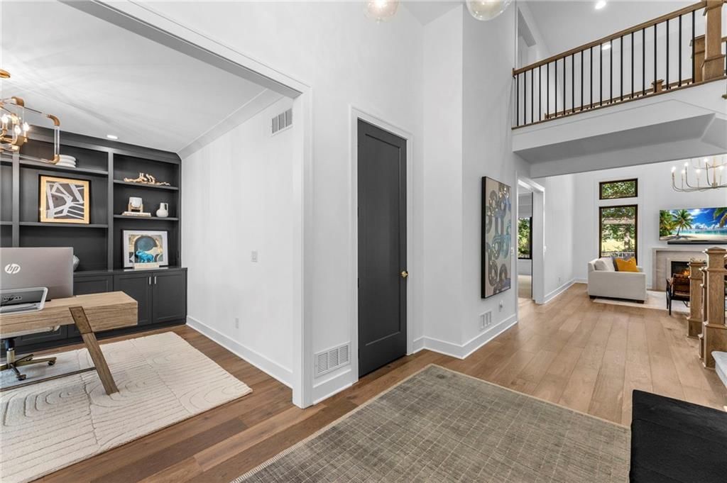 7942 Reinhardt Lane — photo 4