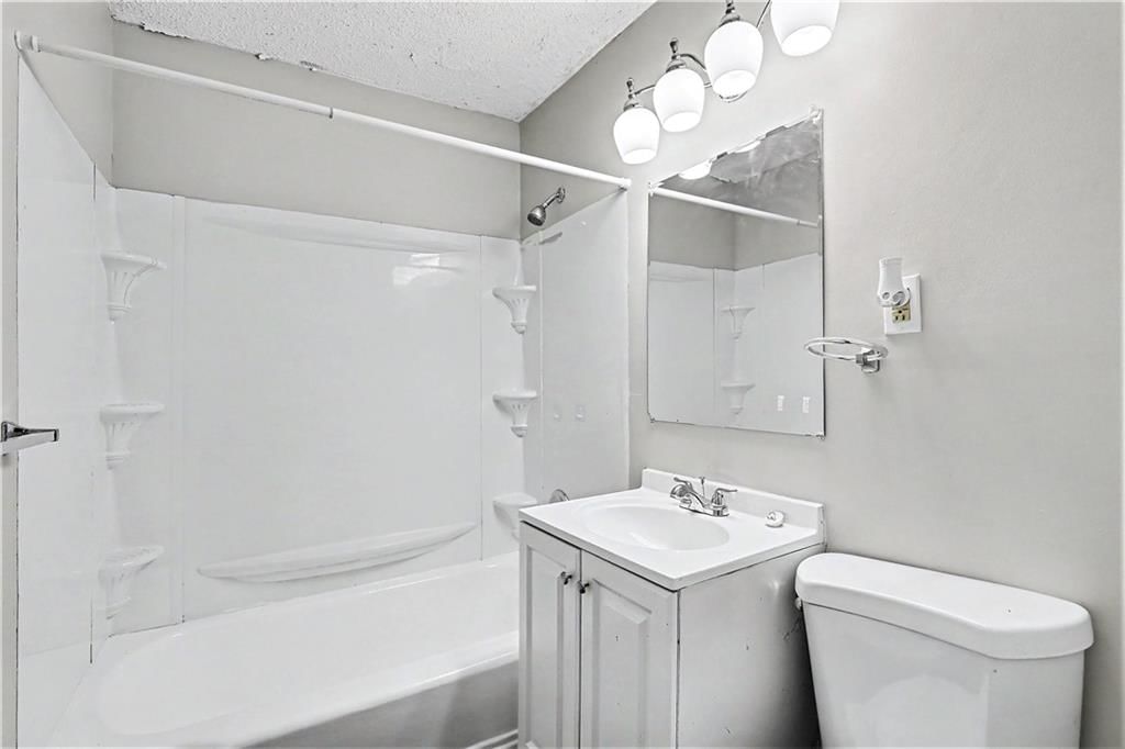 8012 E 100th Street — photo 12