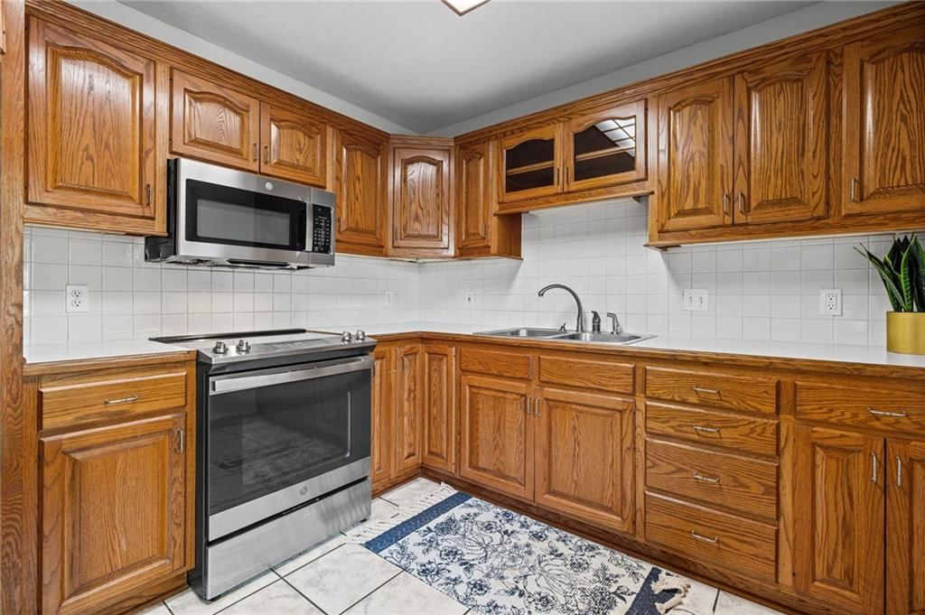 1901 Willow Street — photo 10