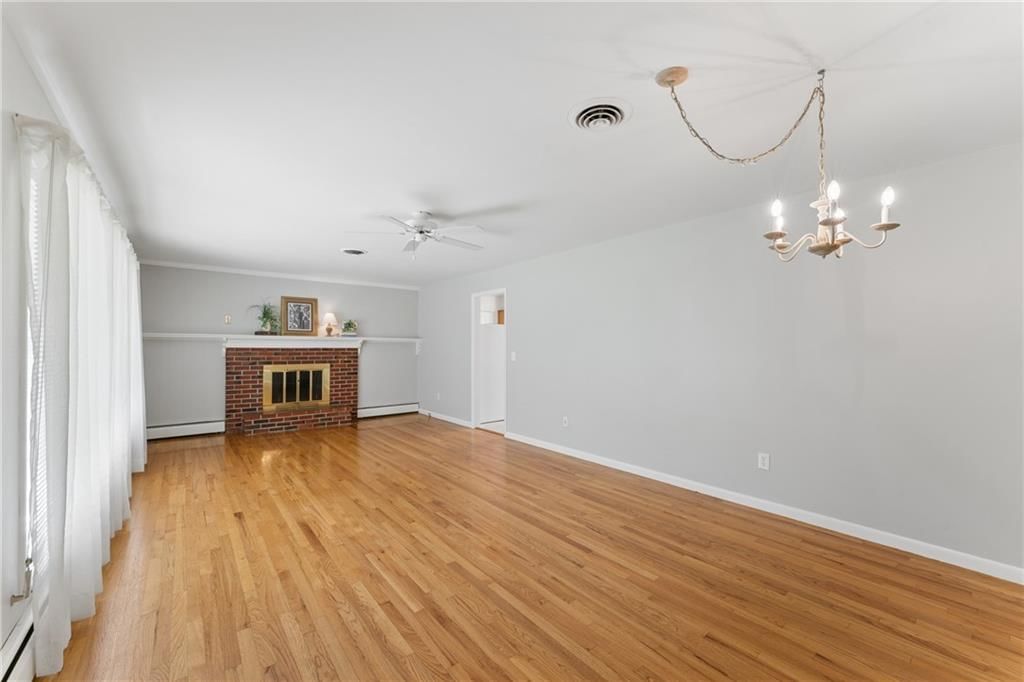 5801 Floyd Street — photo 3