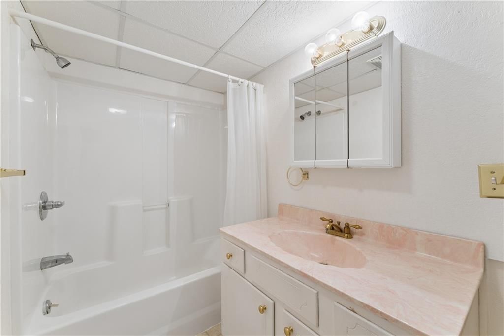 5801 Floyd Street — photo 20