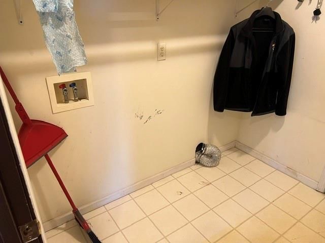 3101 N 34th Terrace — photo 31