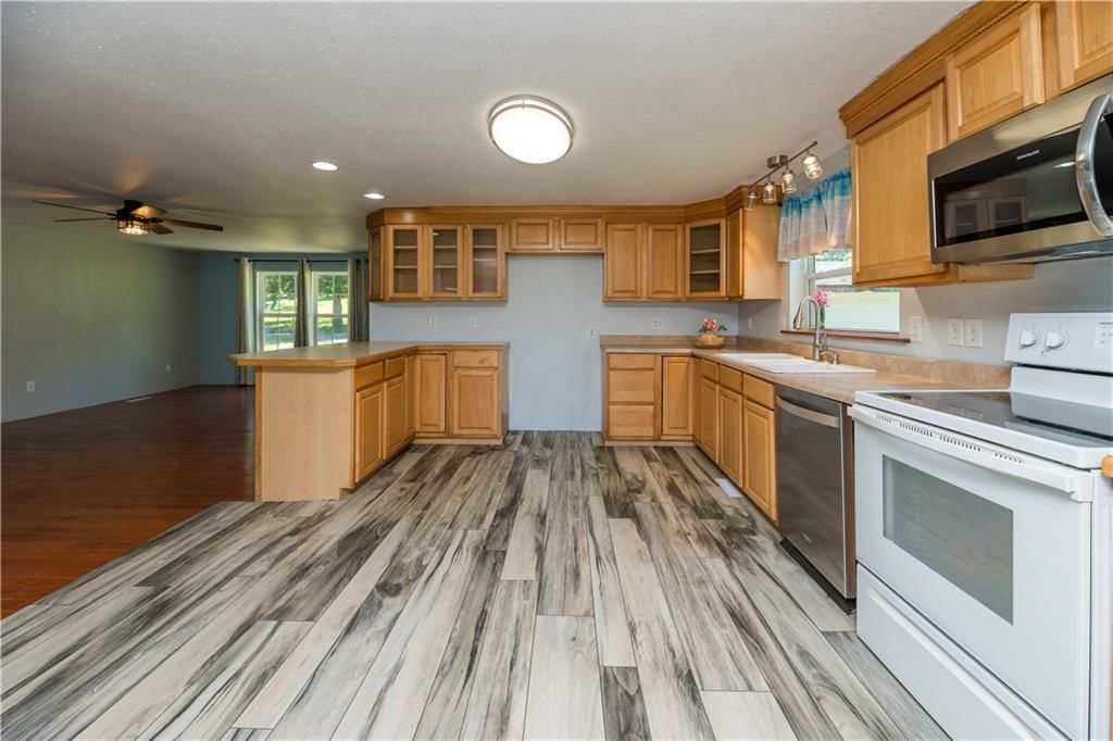 30293 Autumn Road — photo 16