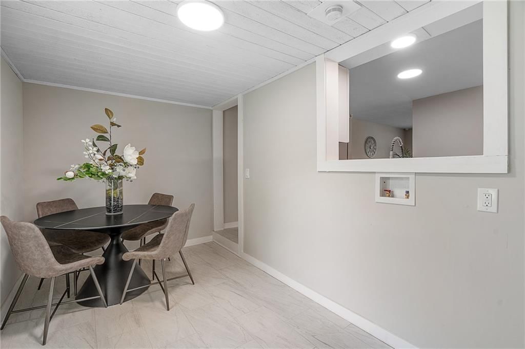 601 E Eisenhower Road — photo 14