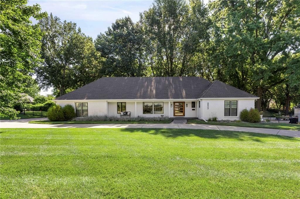 9823 Rosewood Drive, Overland Park, KS