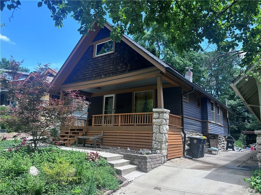4231 Holmes Street, Kansas City, MO