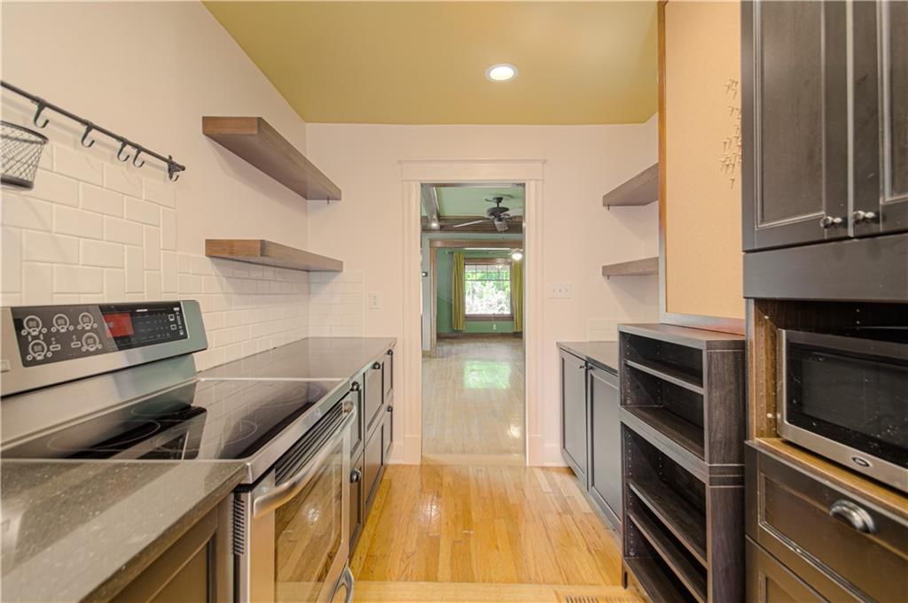4231 Holmes Street — photo 17