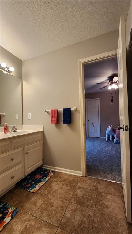 10202 NW RIVER HILLS Drive — photo 47