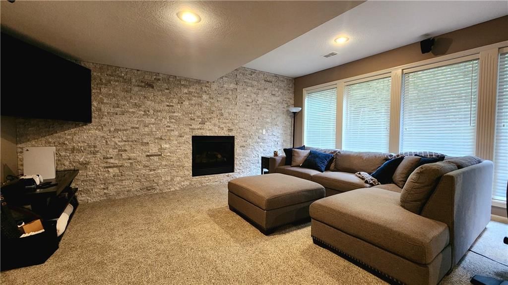 10202 NW RIVER HILLS Drive — photo 63