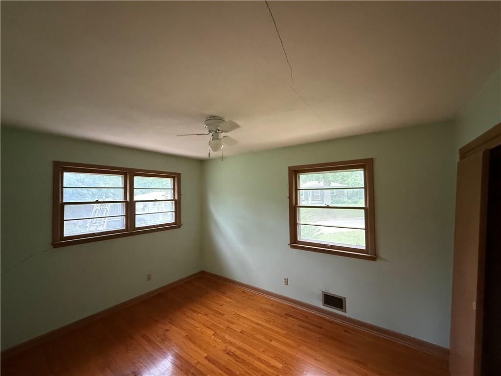 7401 Greeley Avenue — photo 5