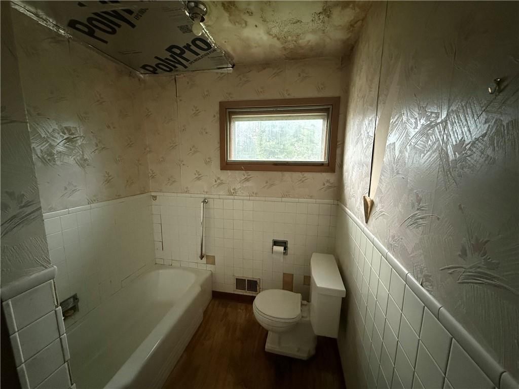 7401 Greeley Avenue — photo 9