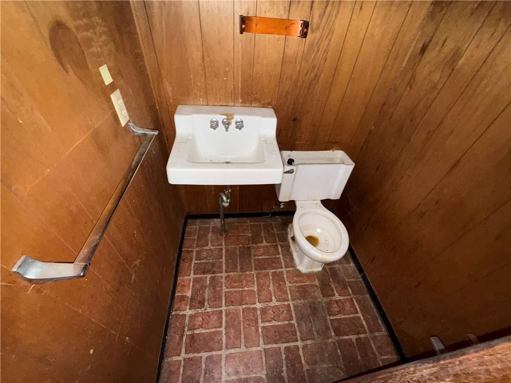 7401 Greeley Avenue — photo 15