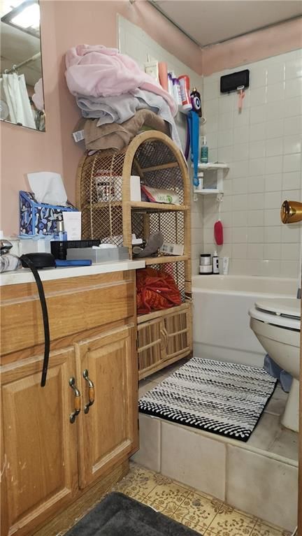 4925 NE Sherwood Drive — photo 17