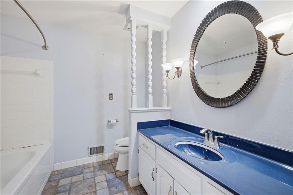 403 S Silver Top Lane — photo 16