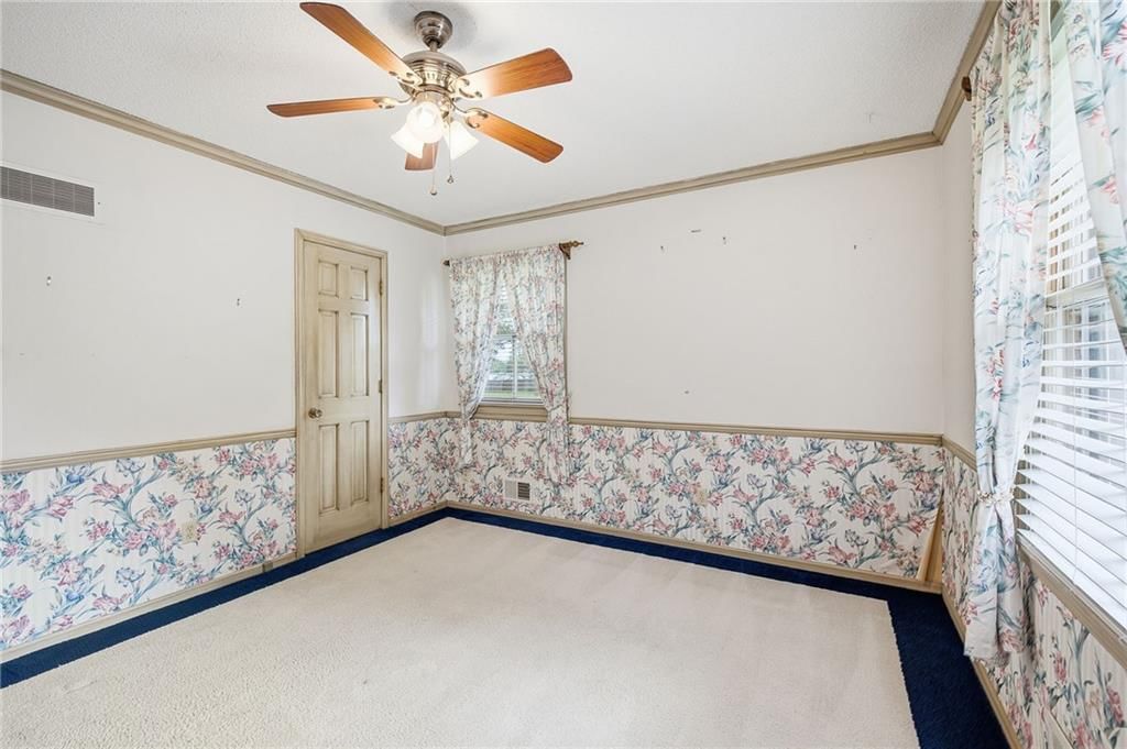 403 S Silver Top Lane — photo 17