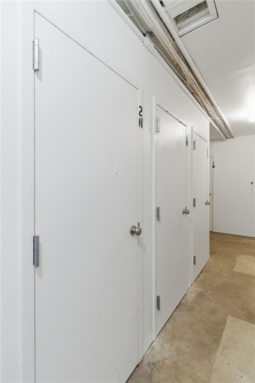 4540 Broadway Avenue — photo 34