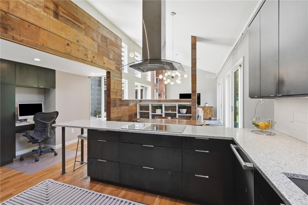 10308 Wenonga Lane — photo 11