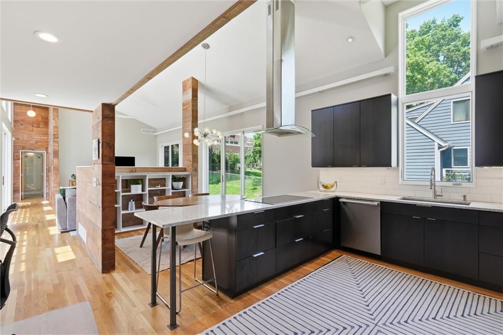 10308 Wenonga Lane — photo 14