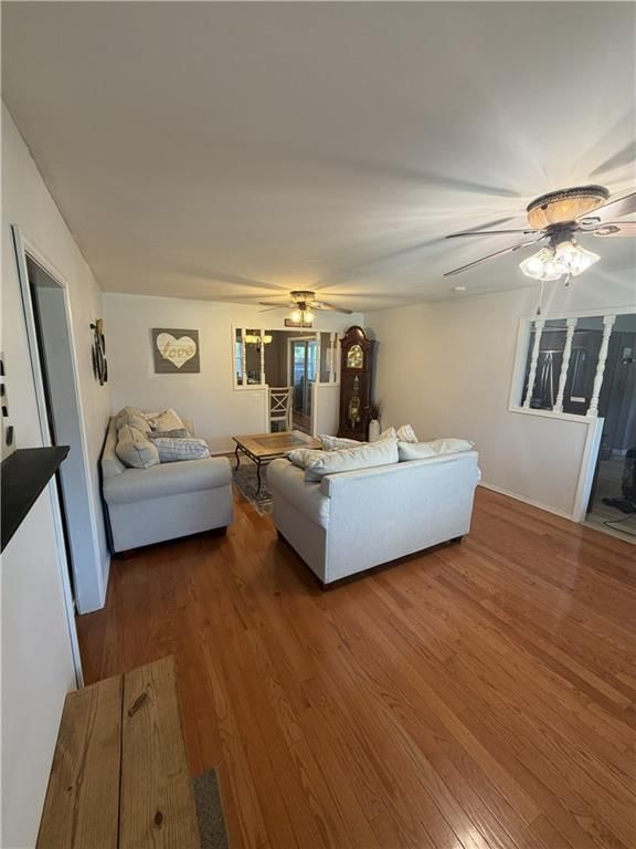 33655 Hillcrest Street — photo 2