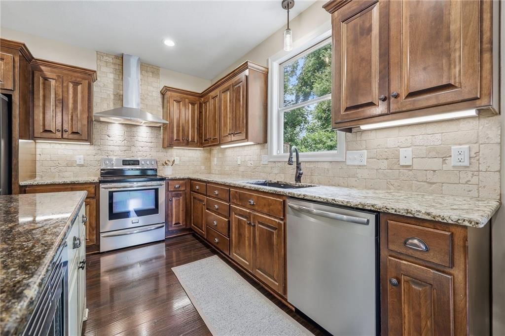 12616 Charlotte Street — photo 13
