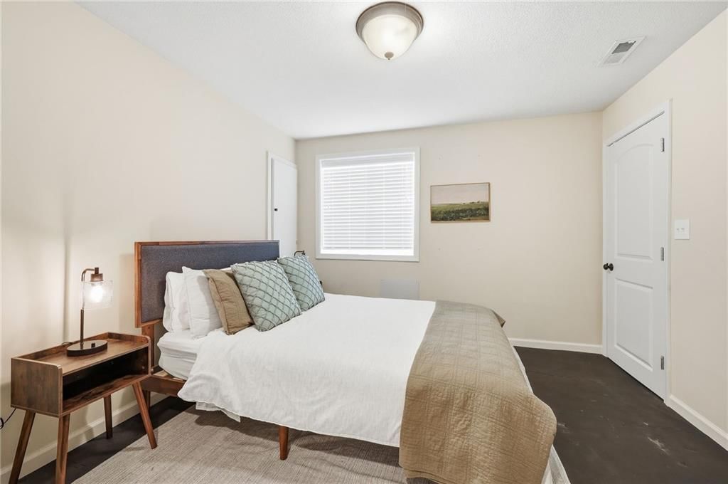 12616 Charlotte Street — photo 37
