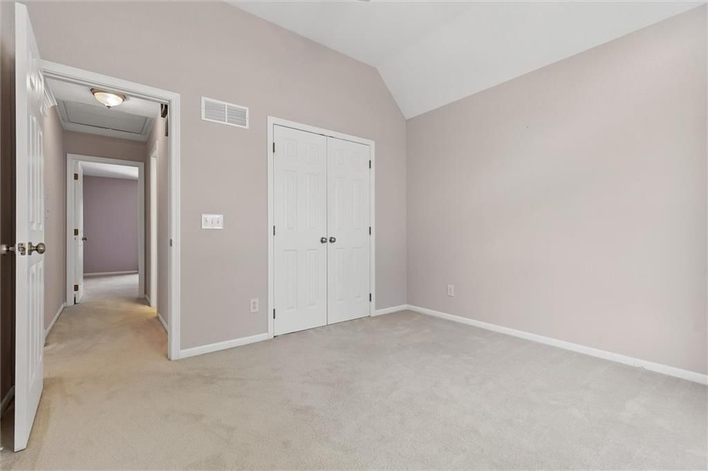 2113 Bradford Place — photo 25